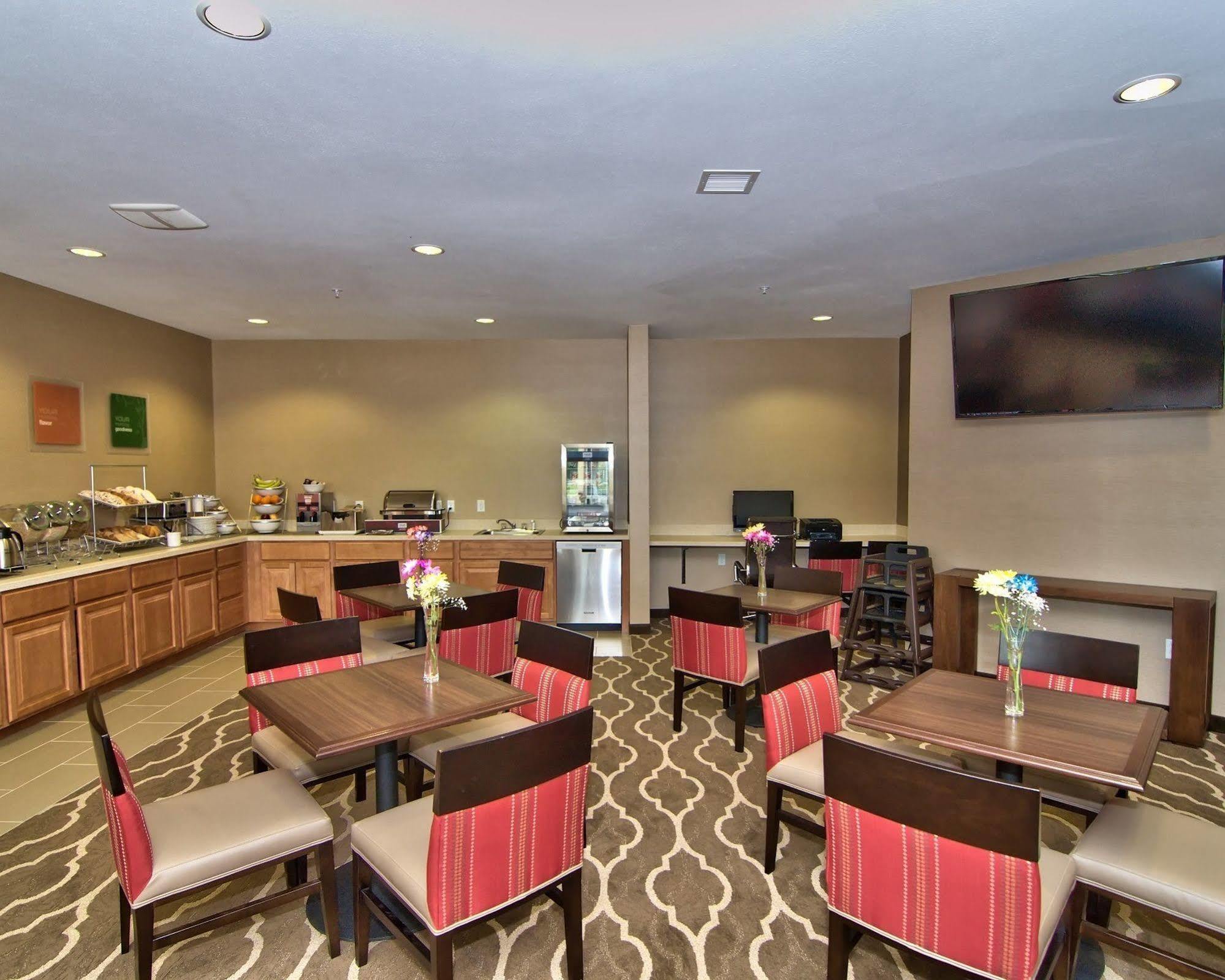 Comfort Inn Apalachin - Binghamton W Route 17 Экстерьер фото